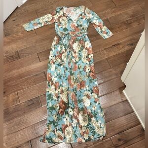 Hello Miz Maternity Floral Maxi Dress Small
